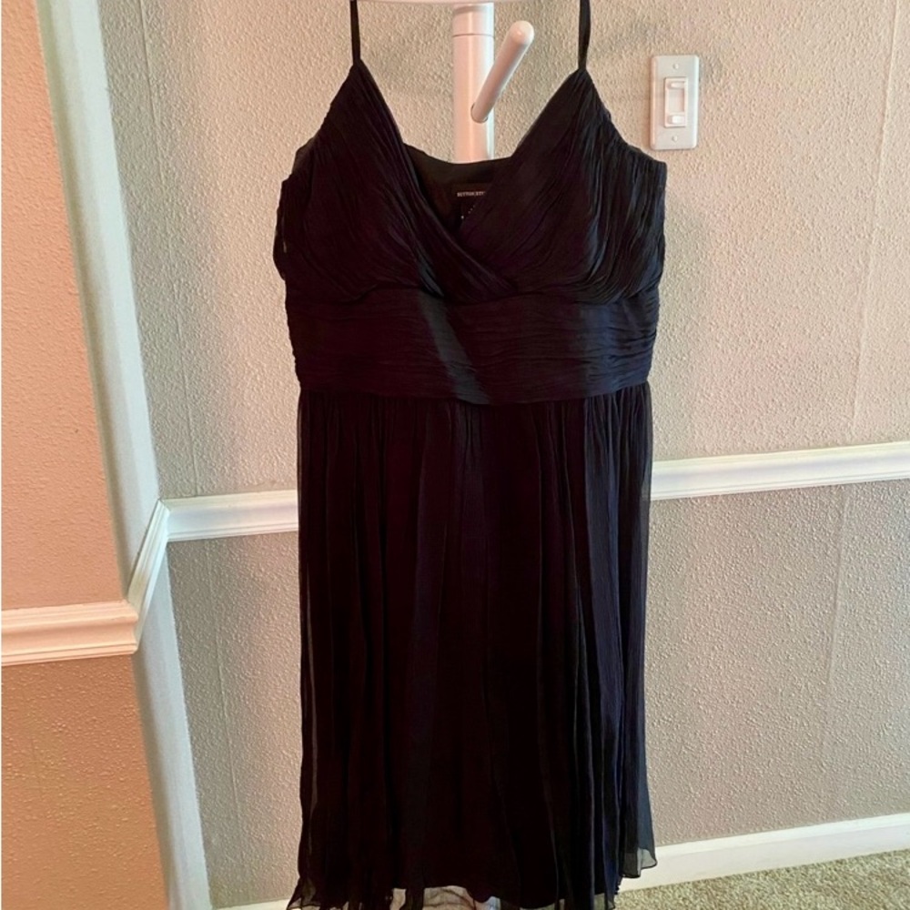 Sutton Studio 100% Silk Lined formal  Dress NWT